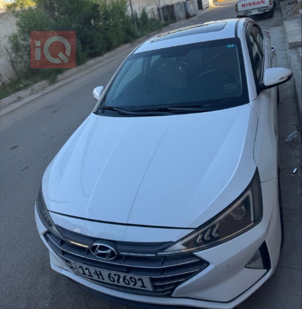 هیوندای ئەلەنترا